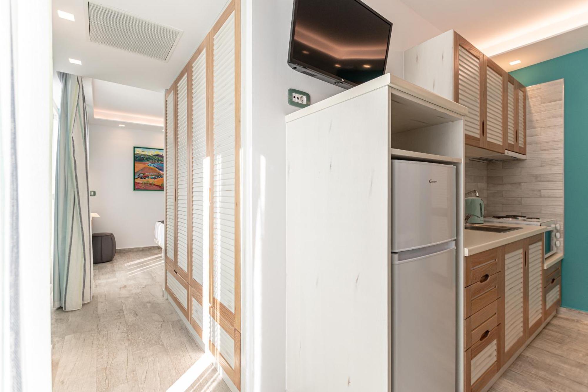 Mariet Naxos Spa & Suites Naxos City Екстер'єр фото