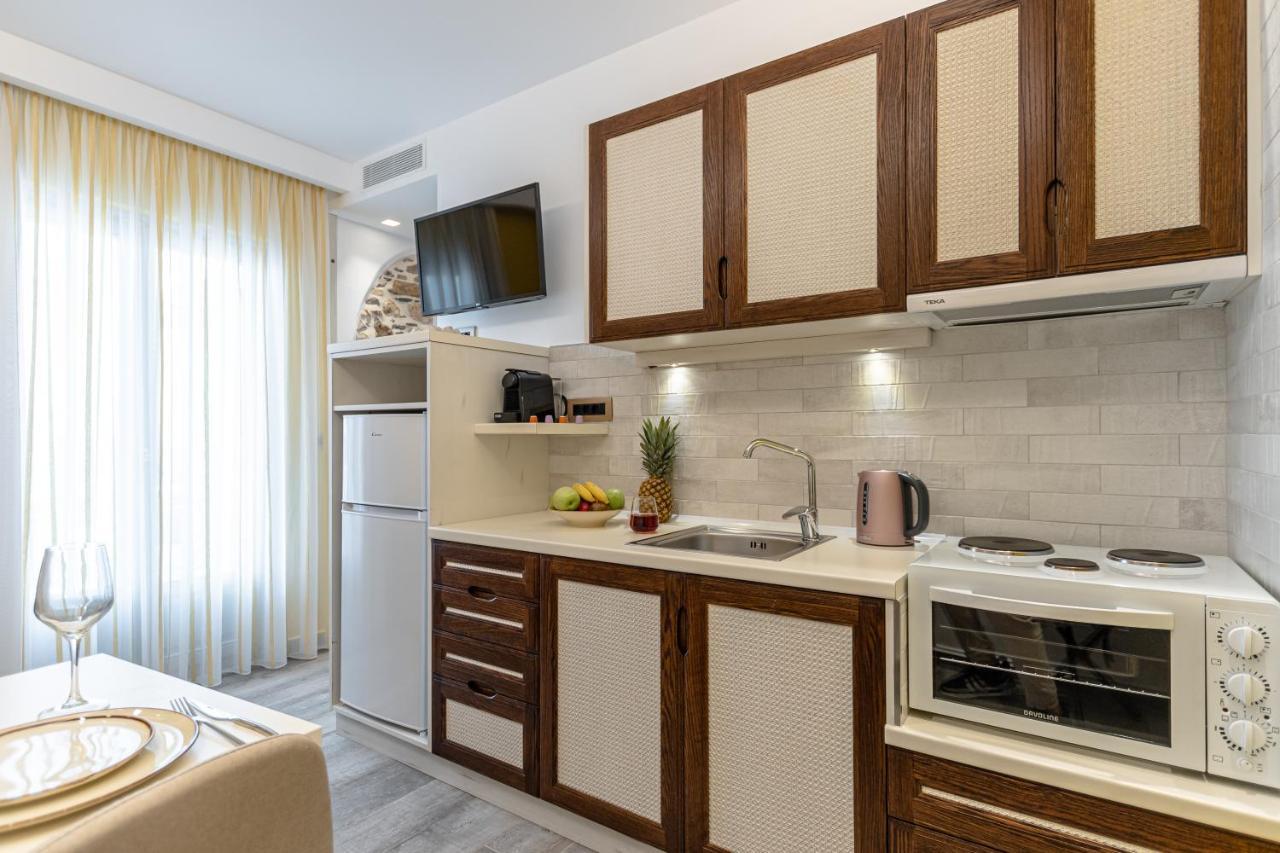 Mariet Naxos Spa & Suites Naxos City Екстер'єр фото